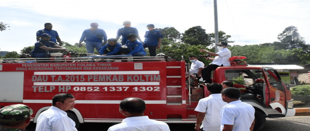 Bupati Pimpin Penyemprotan Disinfektan