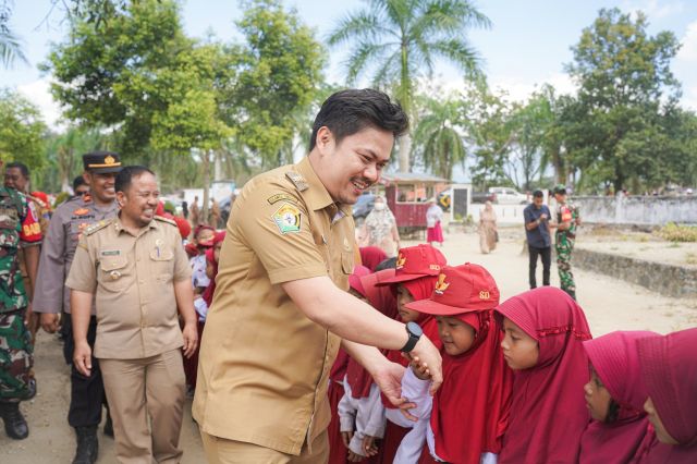 Bupati Koltim Wajibkan Setiap Kamis, Guru dan Siswa Berbahasa Tolaki di Sekolah