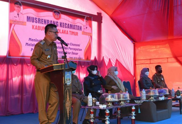 Bupati dan Wakil Gelar Musrenbang Perdana di Ueesi Uluiwoi