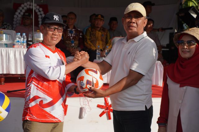Plt. Bupati Kolaka Timur Buka Porseni ke-5 Desa Orawa
