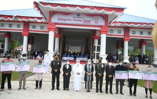 Pimpin Upacara HUT Koltim, Plt Bupati Beberkan Langkah Pembangunan