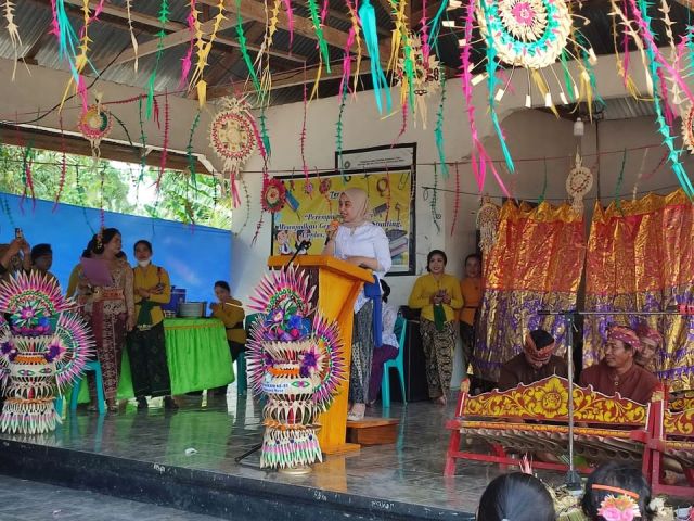 Acara Ulang Tahun Wanita Hindu Dharma Indonesia WHDI Ke XXXV Tahun Tingkat Kabupaten Kolaka Timur Sukses Digelar