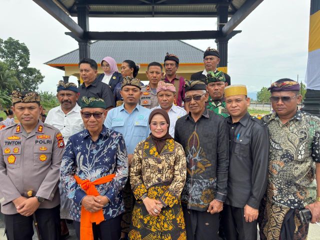 Wujudkan Kepedulian Sosial, Pemkab Kolaka Timur Serahkan Hibah Rp 150 Juta untuk Pembangunan Bale Kremasi Amerta Yoga.