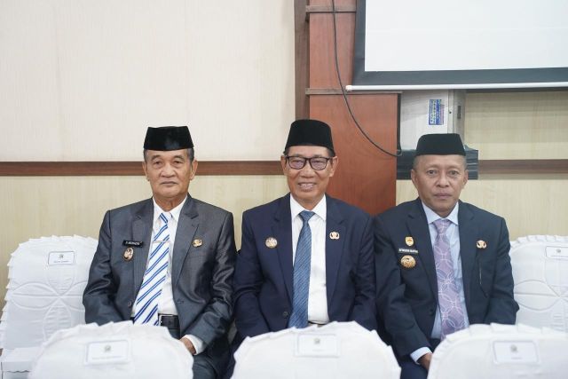 Plt. Bupati Koltim Hadiri Rapat Paripurna DPRD Prov Sultra Peringati HUT ke-62 Sultra