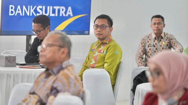 Sekda Koltim Wakili Bupati Hadiri Executive Forum PT BPD Sultra
